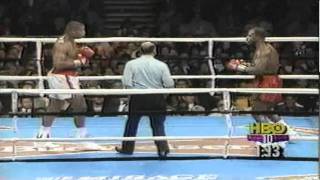 One of Boxings Greatest Rounds Holyfield vs Bowe I Round 10 [upl. by Steffy]