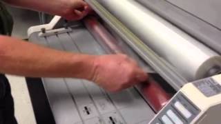 Loading film on GBC Laminator [upl. by Pass]