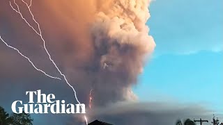 Lightning and ash timelapse footage shows Taal volcano eruption [upl. by Ame141]