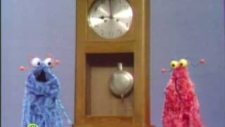 Sesame Street Martians Meet A Clock [upl. by Sturdivant599]